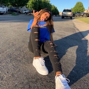 Meet your Posher, Layla